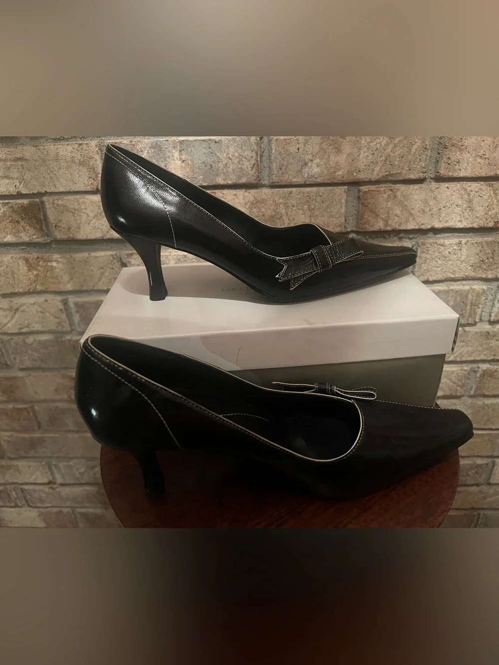 Liz Claiborne Flex Pump with Bow Accent